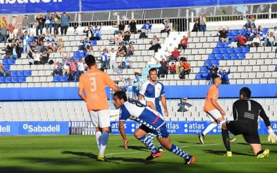 L'israelià va disputar els 90' d'un partit, contra l'Ebro, després de 9 mesos sense aconseguir-ho